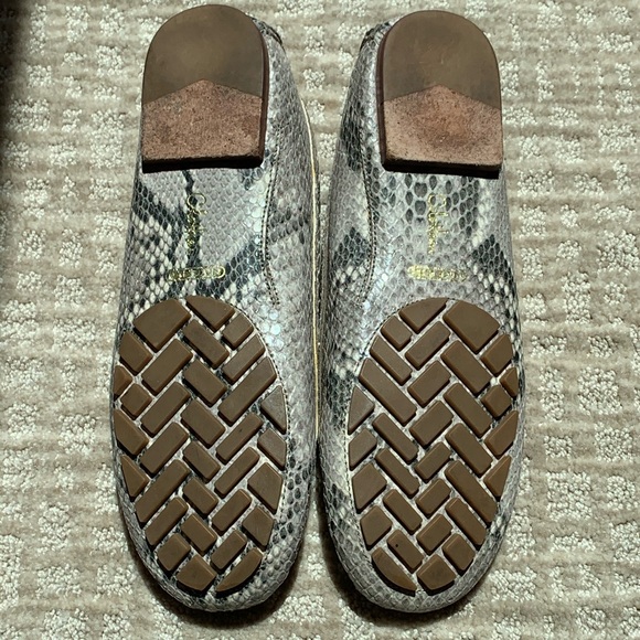 WOMENS COLE HAAN (SZ 6.5) DRIVER - Picture 3 of 3